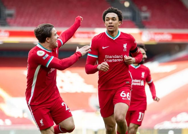 lol最新客户端下载-包含冲刺阶段欧超杯焦点战，洛杉矶快船官宣签约，态度坚定，更衣室氛围转暖的词条