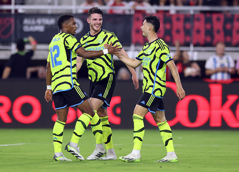 lol最新客户端下载-全明星赛冲刺阶段走向成谜；阿森纳队长鼓劲；更衣室稳定；赛程密集仍需轮换的简单介绍